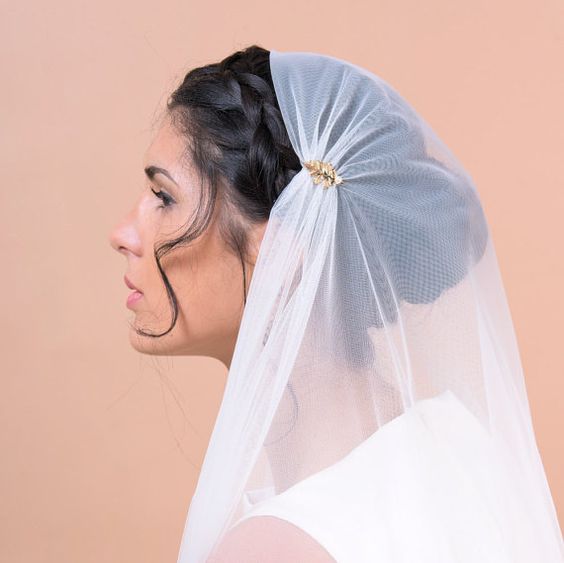 ارقى تصاميم طرحات عروس لتكوني 391400924.jpg